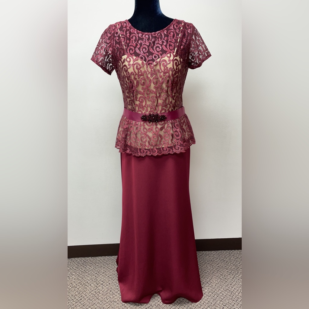 Mothers Dress. Size S. Color Burgundy/Nude.